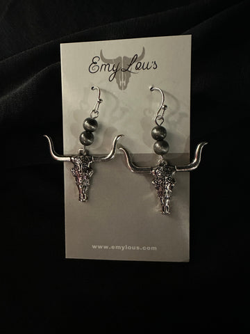 Saddle Ridge Silver Pearl Earrings
