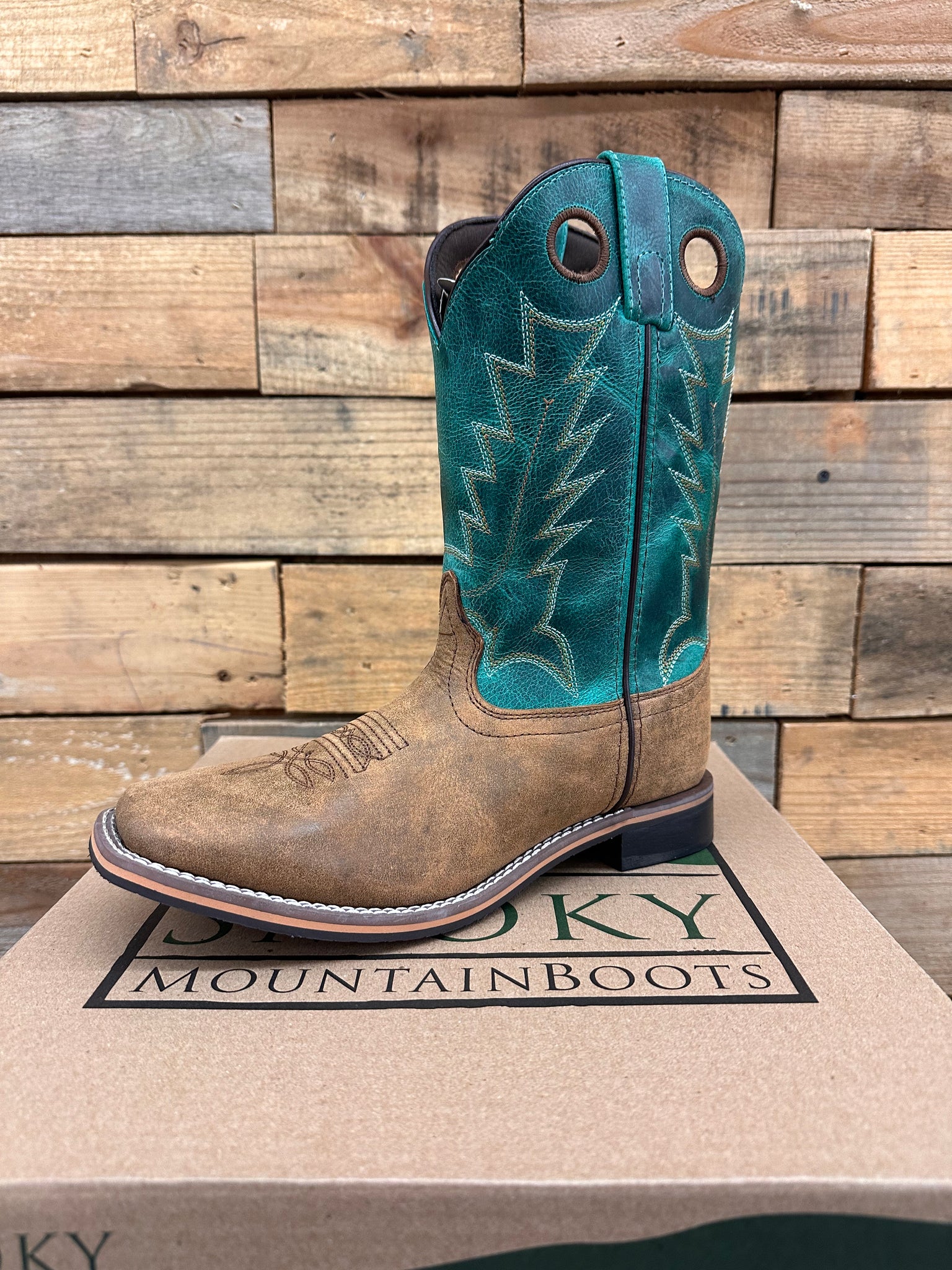 Smoky Mountain Womens Tracie Turquoise Boot