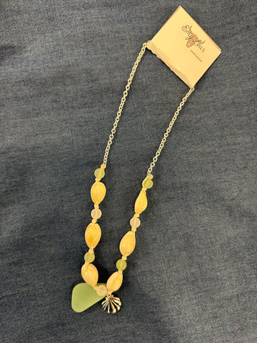 MINT COWRIE BEACH SEASHELL NECKLACE
