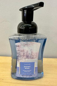 Snowy Walk Lush Foaming Handsoap