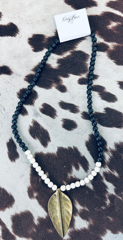Brown and white beaded neclace