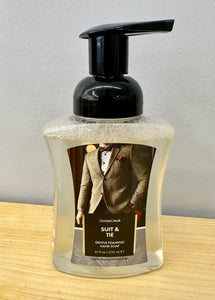 Suit & Tie Lush Foaming Handsoap