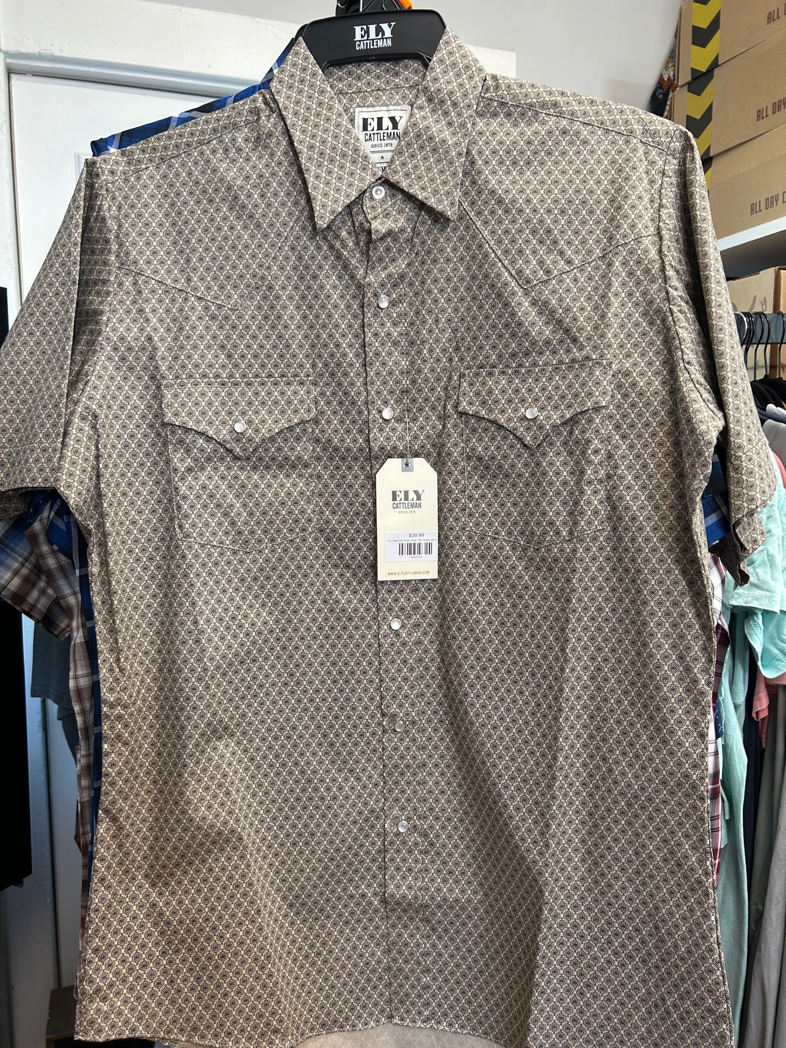 Ely Cattleman Pearl Snap- Tan Flower Short Sleeve