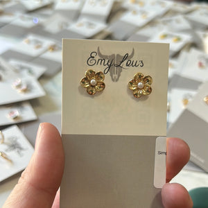 Simply Southern Gold Flower Pearl Stud