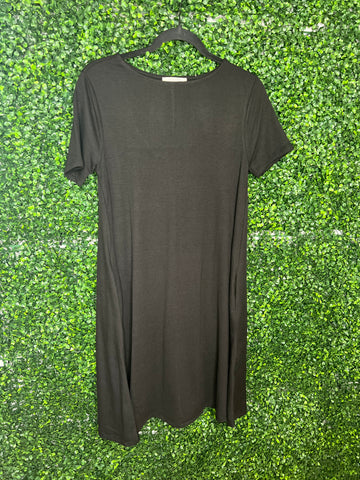 Short sleeve flared dress with pockets
