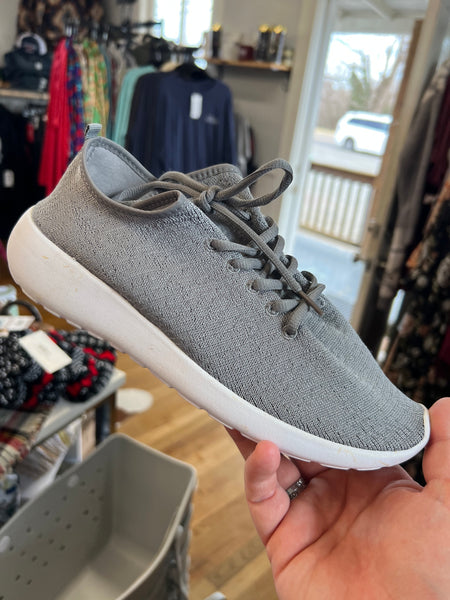 Trainers- Grey