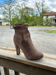 Hettie Bootie- Taupe