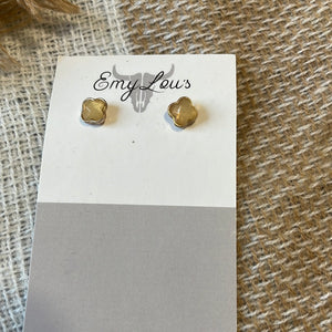 Kendra Studs