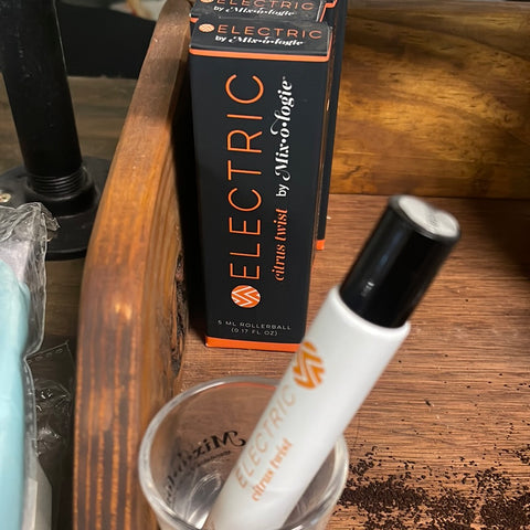 Mixologie Electric Rollerball- Citrus Twist